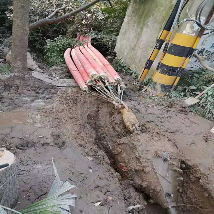 城区拖拉管